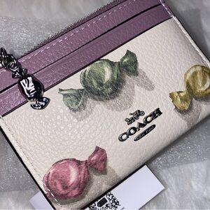 Coach candy 🍬 card case New